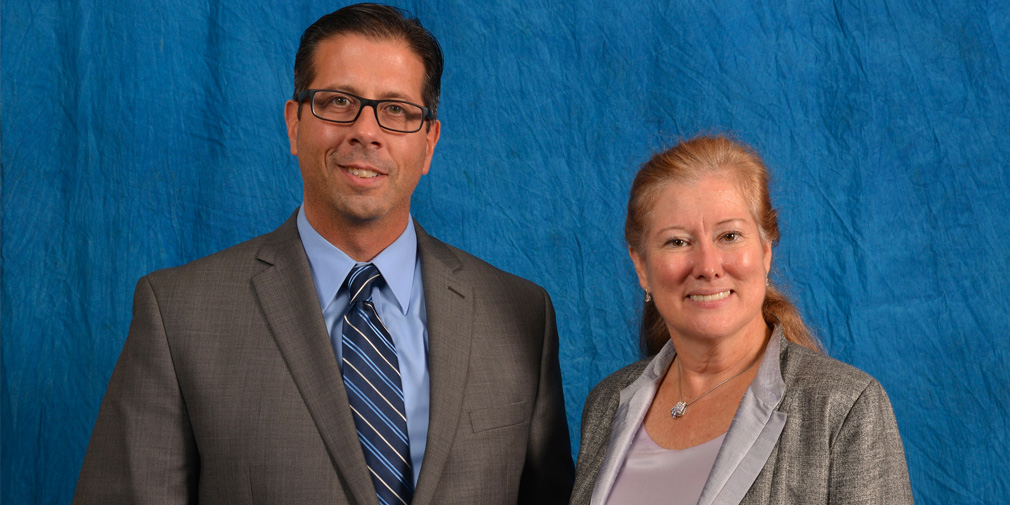 Dr. Michael Bach (left) and Dr. Renata S. Engel (right)